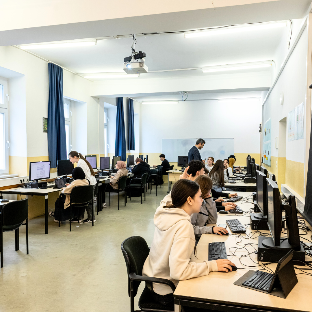 Startseite EVD Raum Islamisches Realgymnasium Wien 9